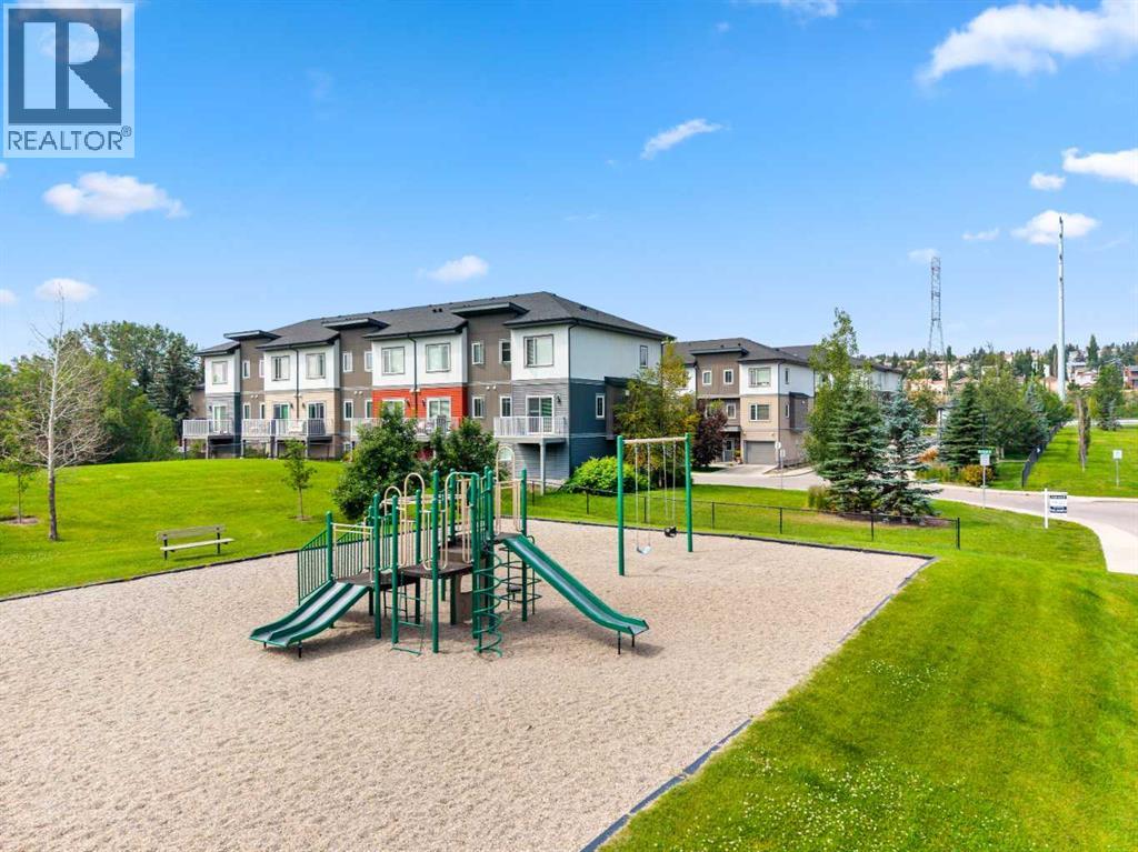 #4311 5305 32 Avenue SW - 31