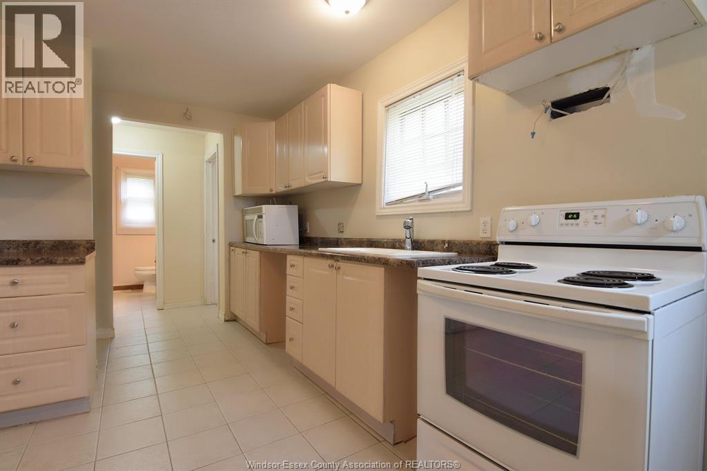 825 BRANT - Image 12