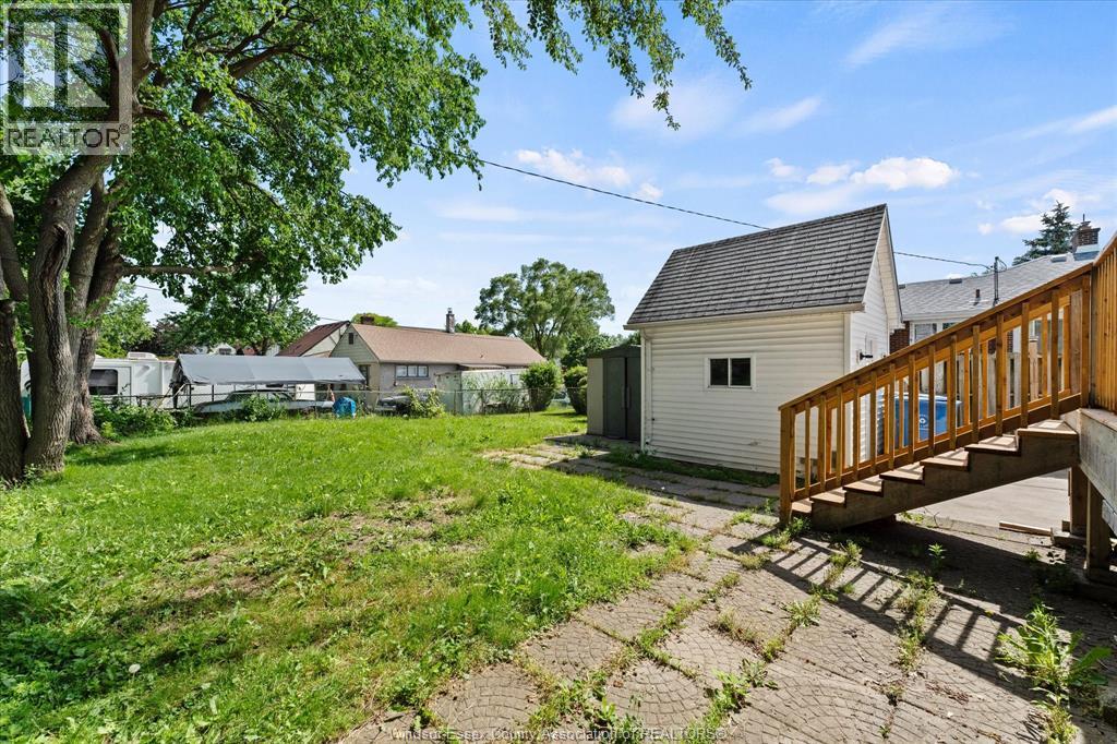 6045 Wyandotte STREET East - 27