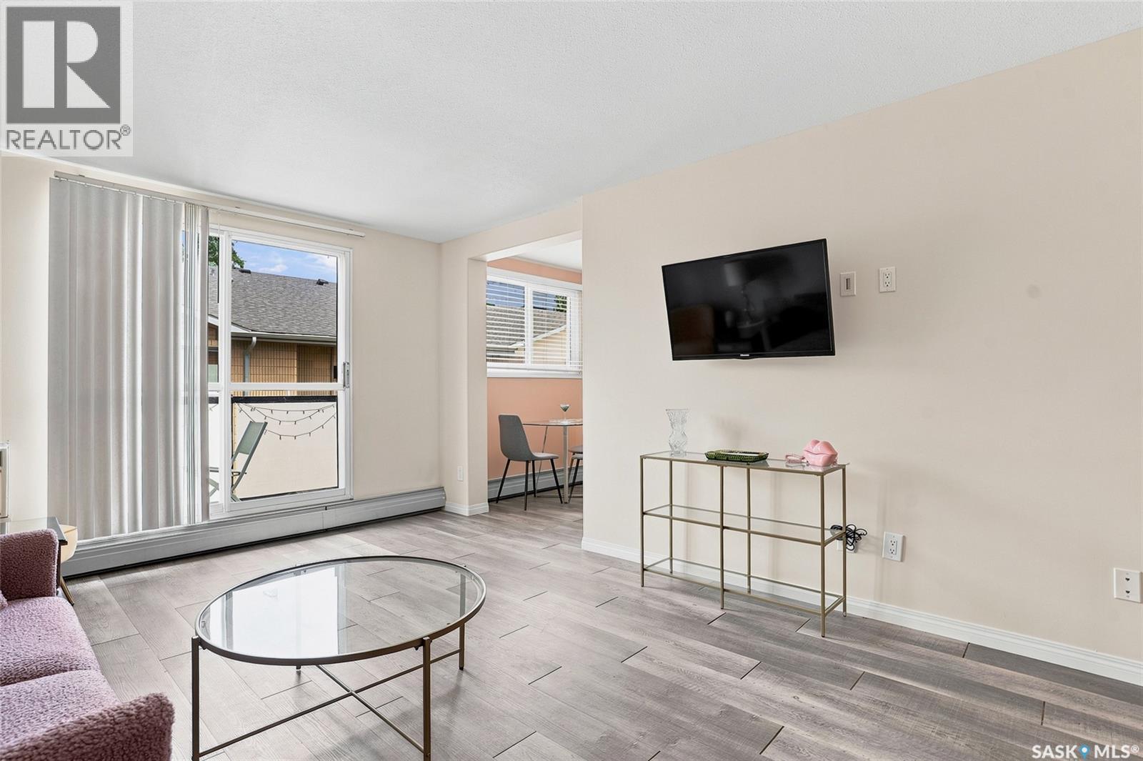 #50 15 Assiniboine DRIVE - 19