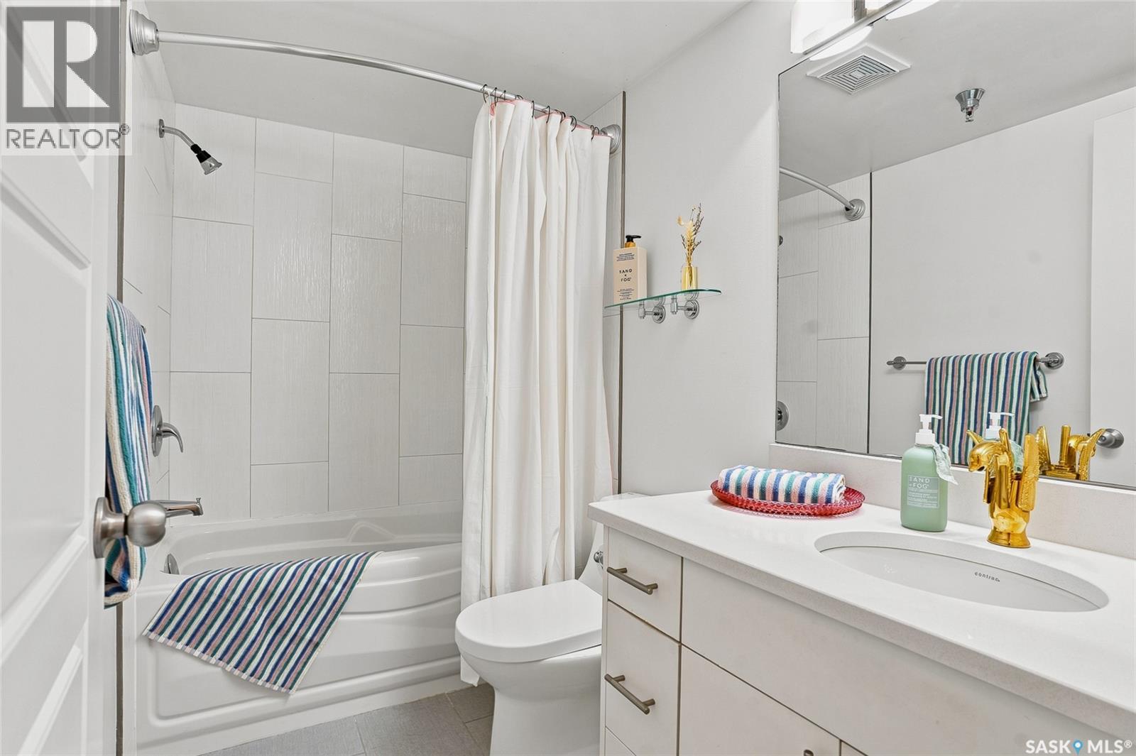 #50 15 Assiniboine DRIVE - 27