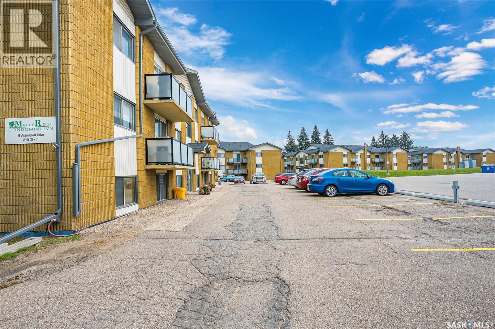 #50 15 Assiniboine DRIVE - 6