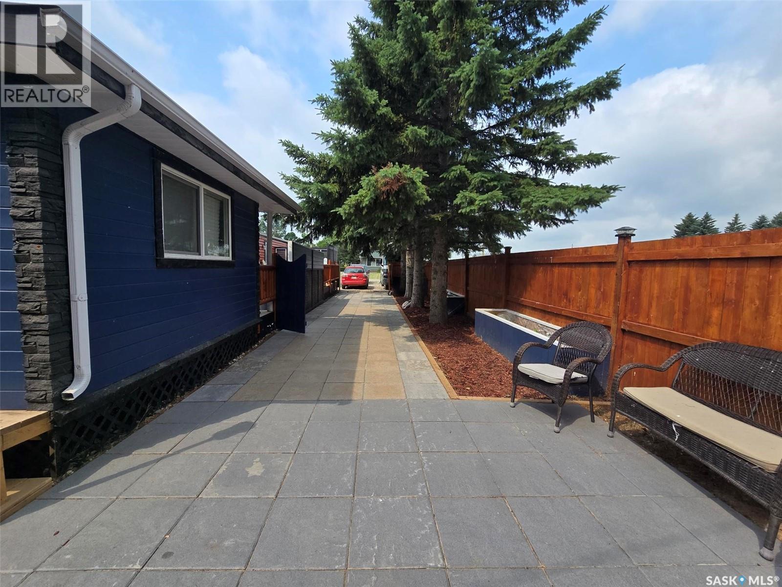120 3rd STREET W - 22