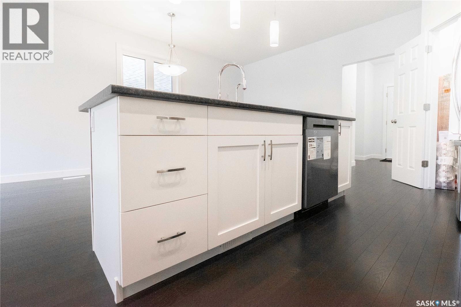 1337 Montague STREET - 12
