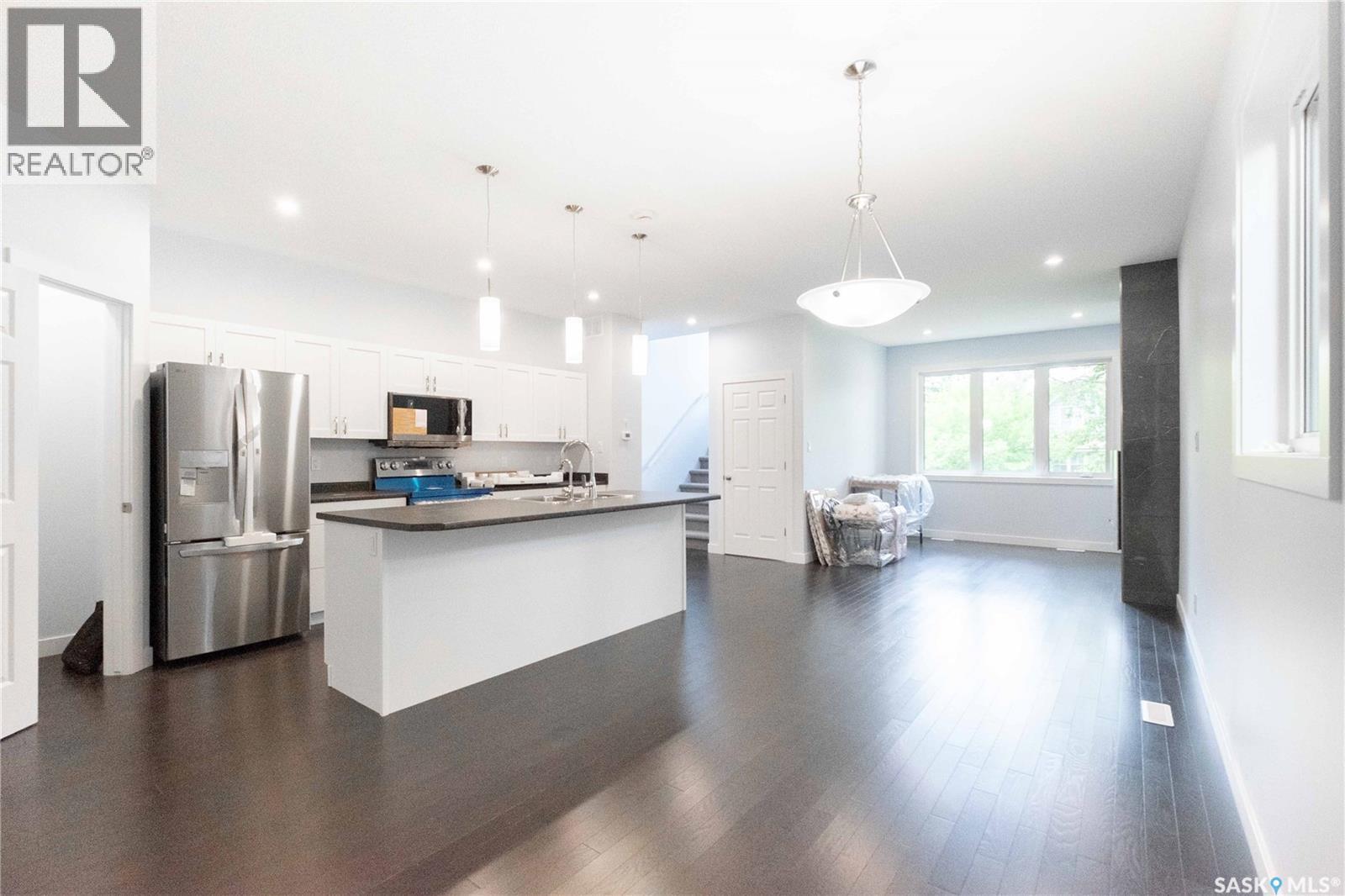1337 Montague STREET - 5