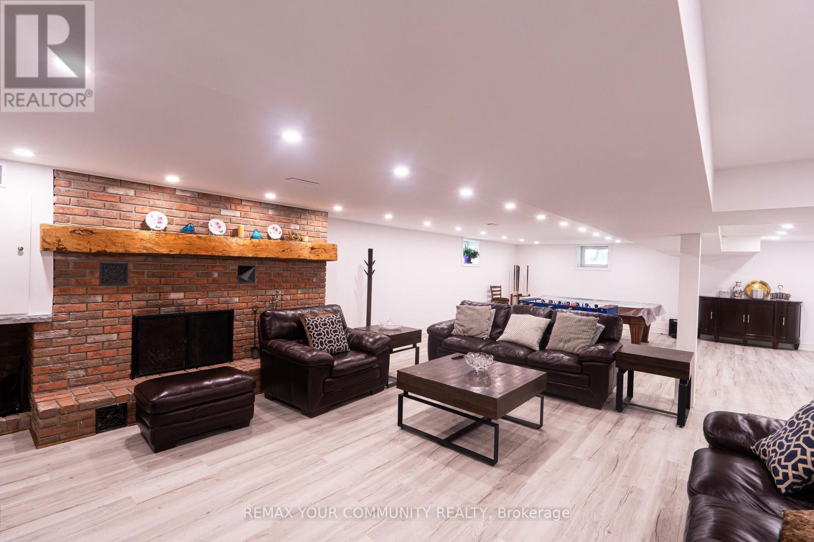 2950 17TH SIDE ROAD - Image 39