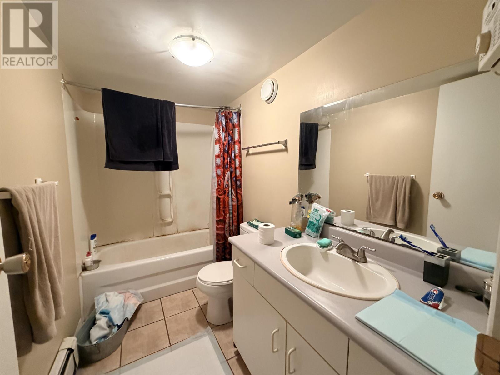 637 FIFTH AVENUE SOUTH - 24