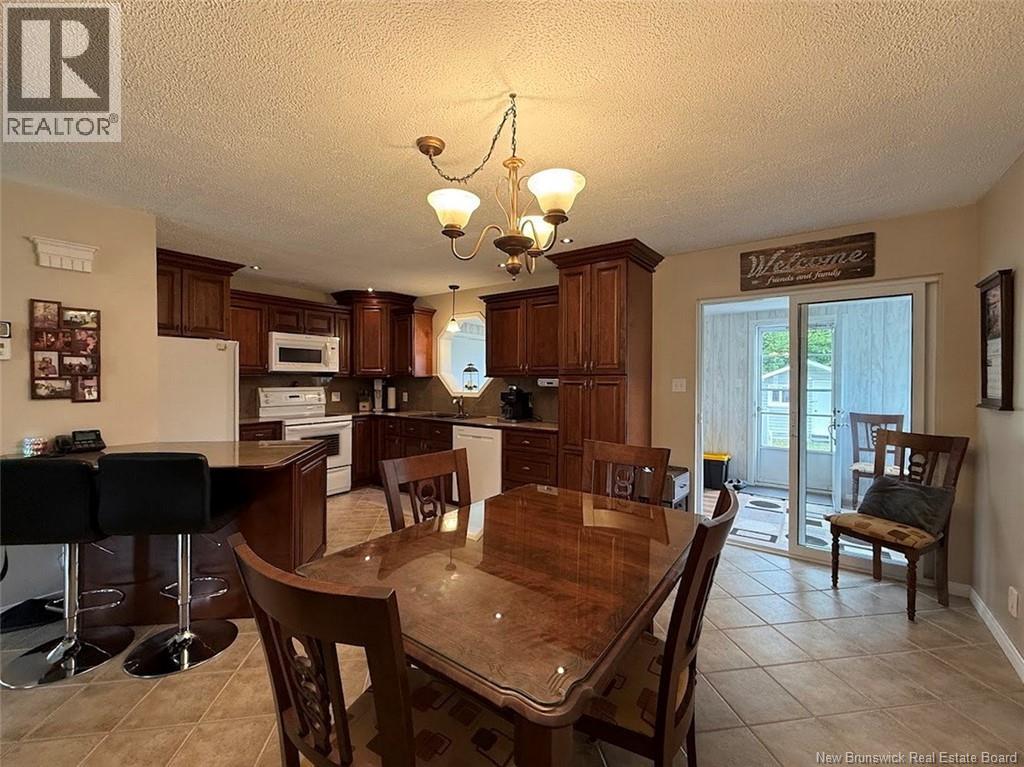 128 de la Pointe Road - 3