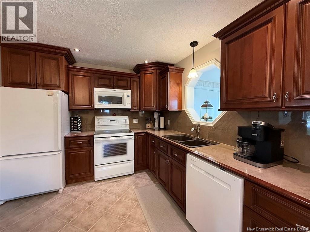 128 de la Pointe Road - Image 4