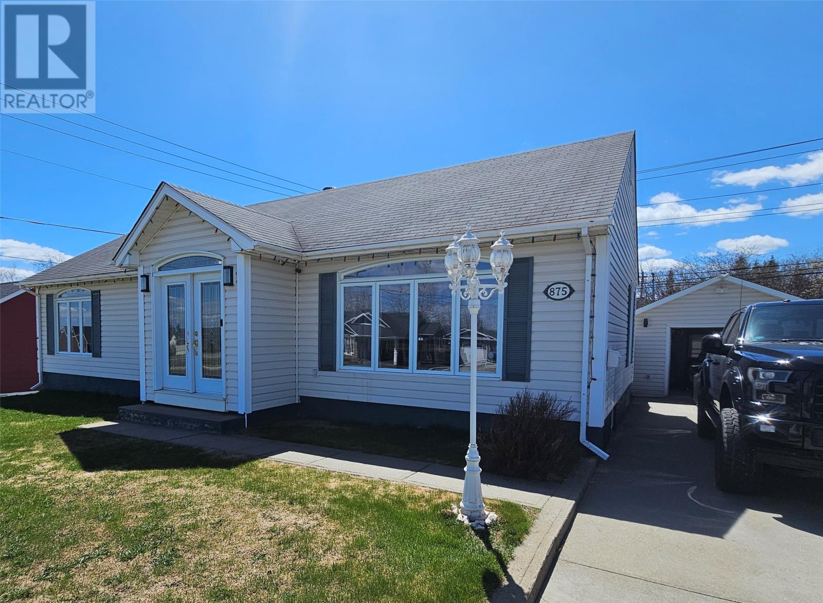 875 Hudson Drive - 1