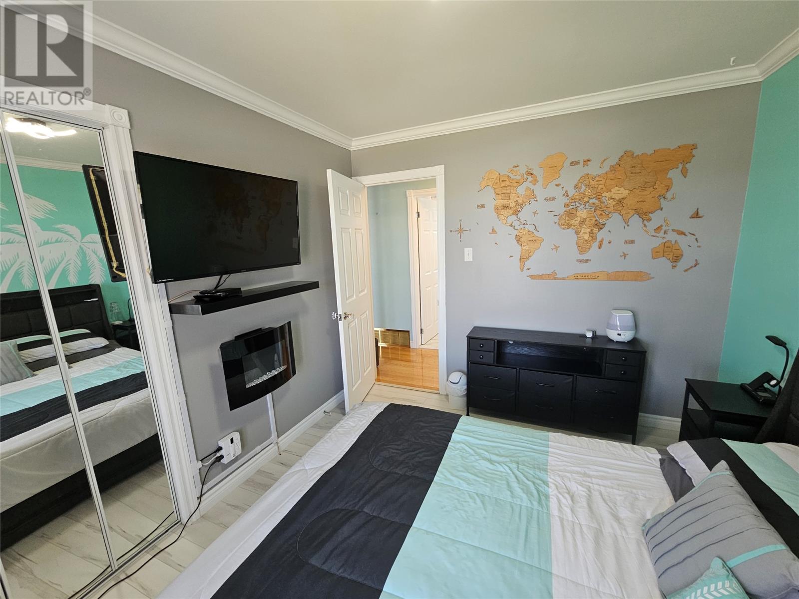 875 Hudson Drive - 12