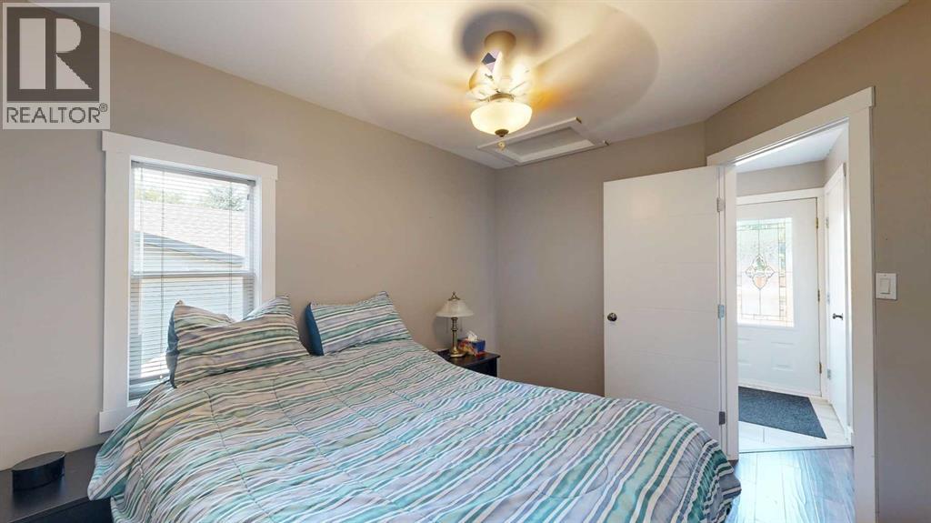 Listing photo – 4820 46 Street, Stettler