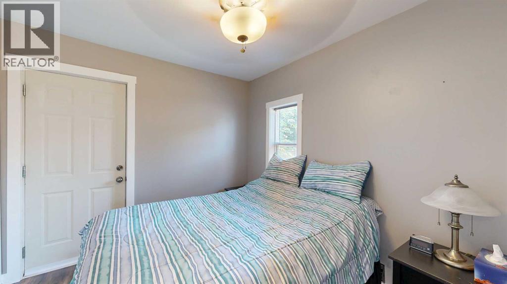 Listing photo – 4820 46 Street, Stettler