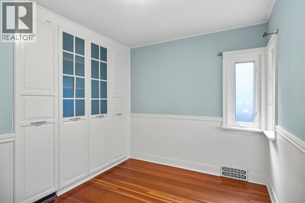 1404 18 Avenue NW - 25