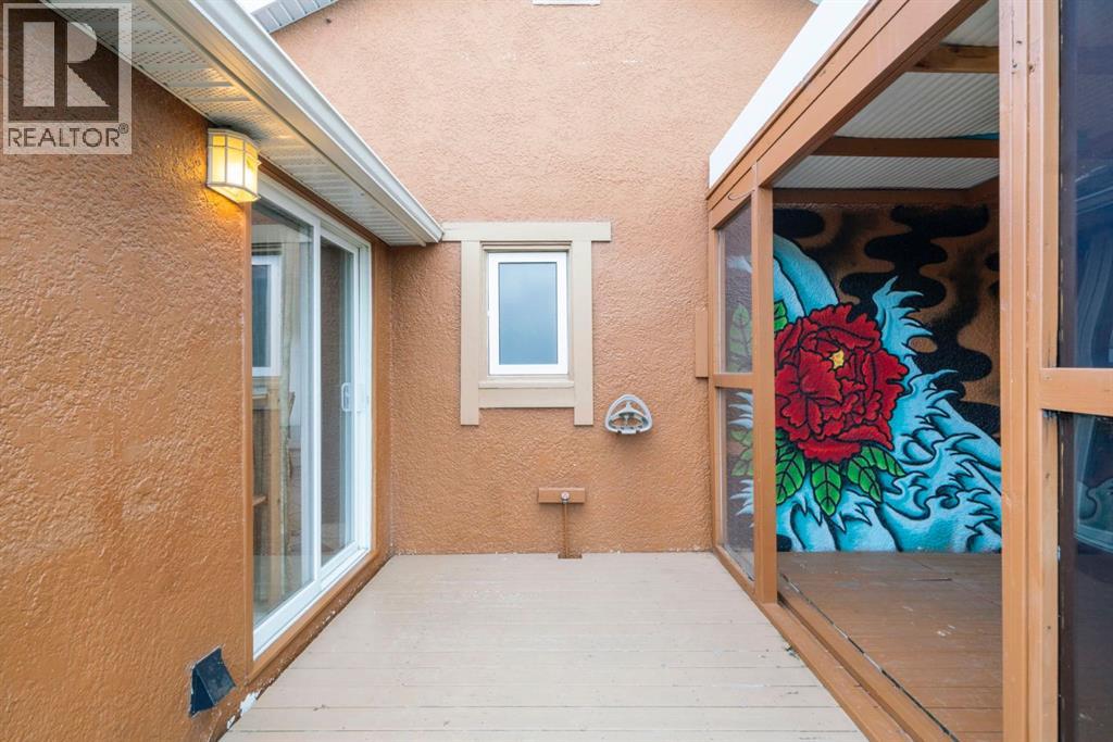 1404 18 Avenue NW - 36