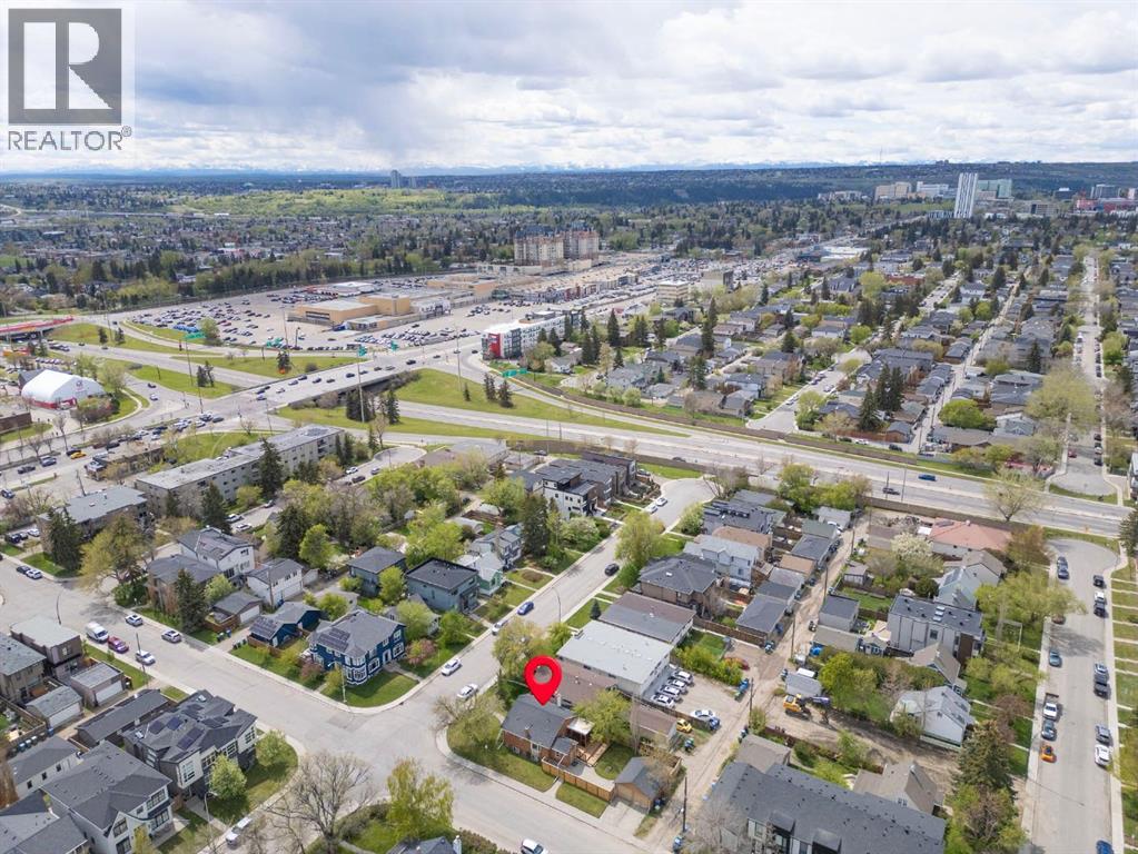 1404 18 Avenue NW - 45
