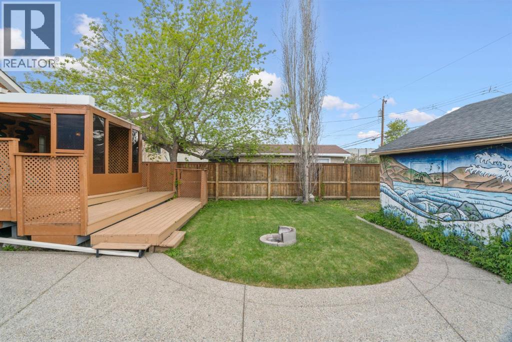 1404 18 Avenue NW - 40