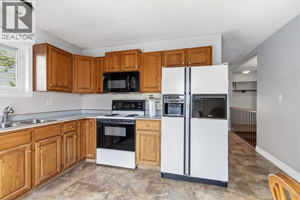 125 Oaks Crescent - 10