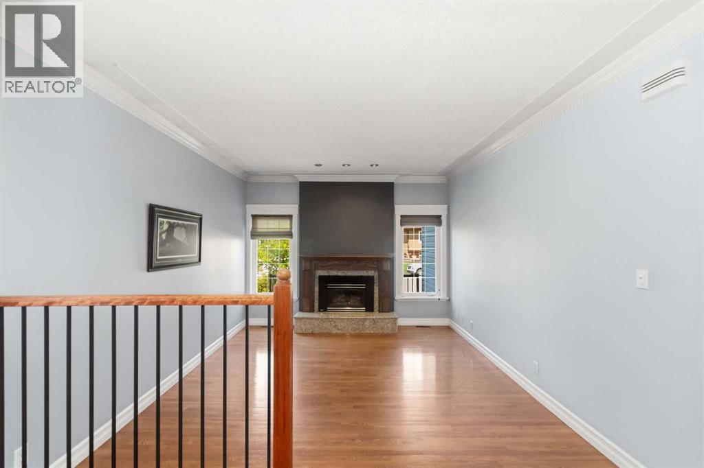 125 Oaks Crescent - 4