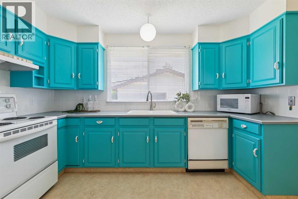 11248 Braeside Drive SW - 9