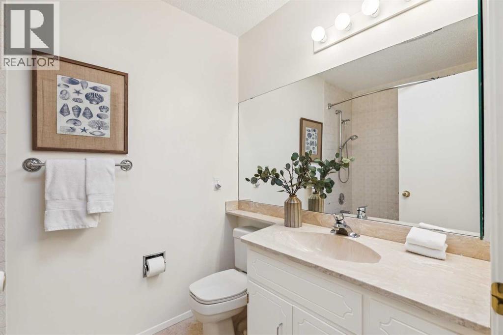 11248 Braeside Drive SW - 14