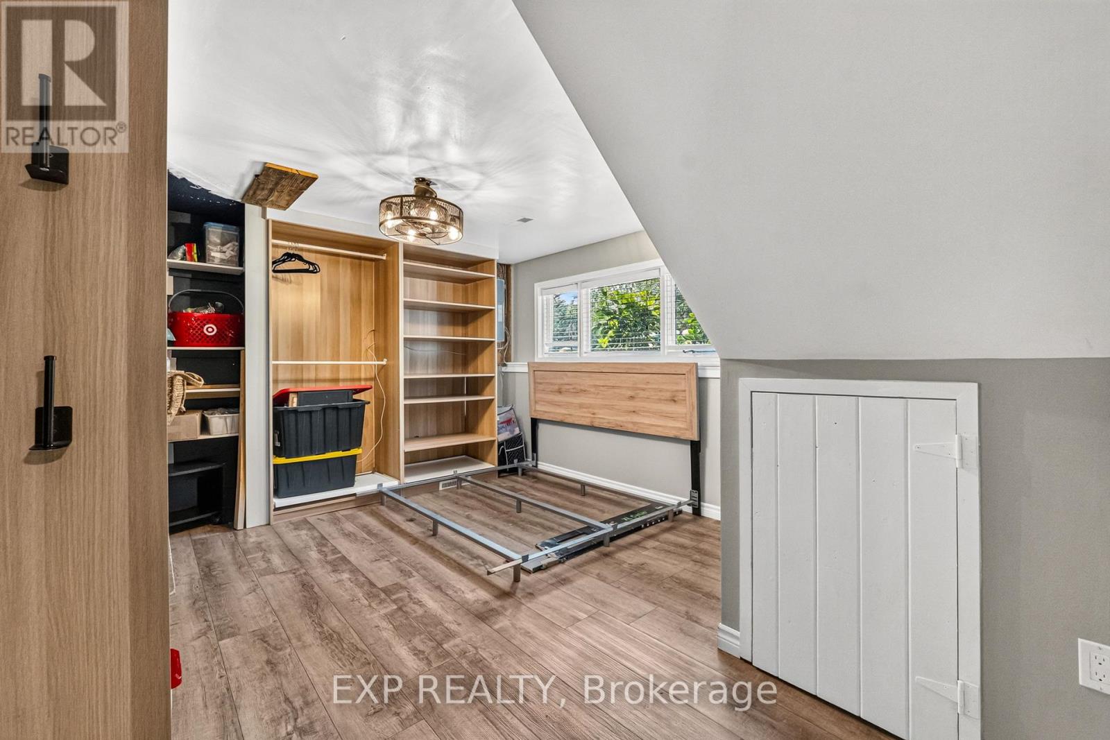 3209 YOUNG AVENUE - 15