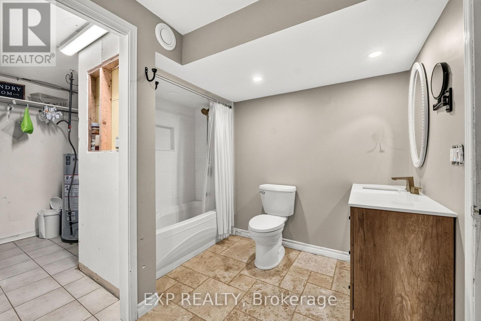 3209 YOUNG AVENUE - 16