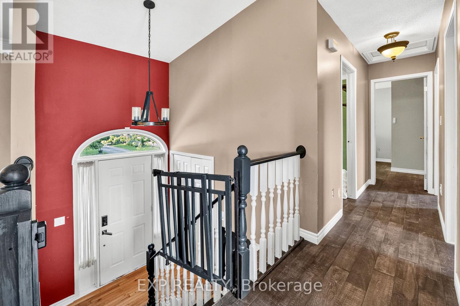 3209 YOUNG AVENUE - 4