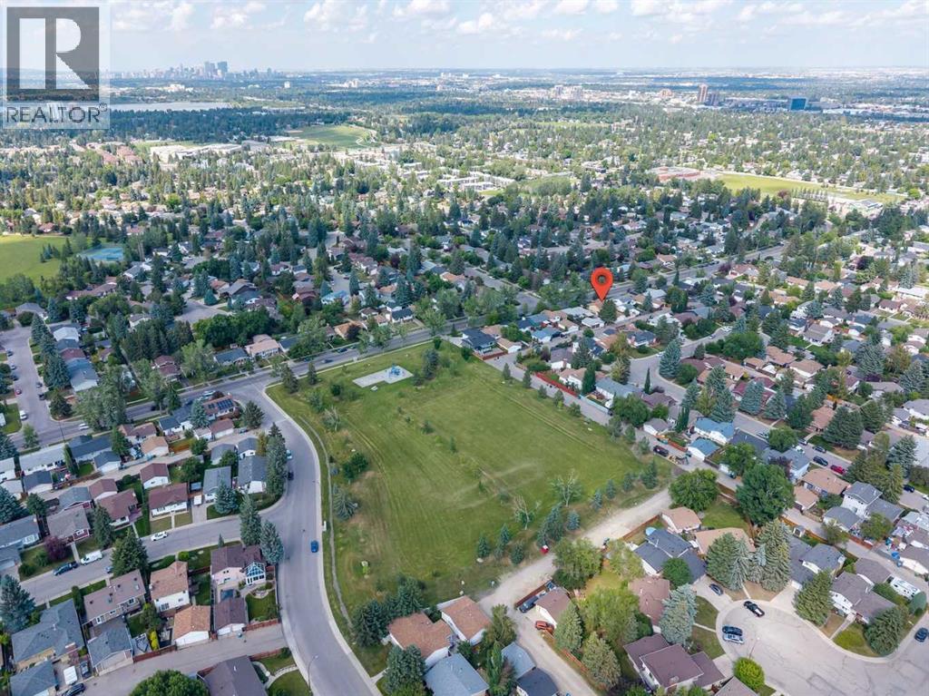 11248 Braeside Drive SW - 44