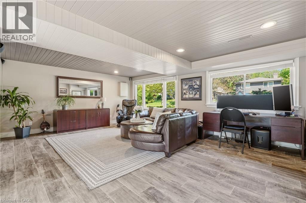 600 DEBORAH Crescent - 17