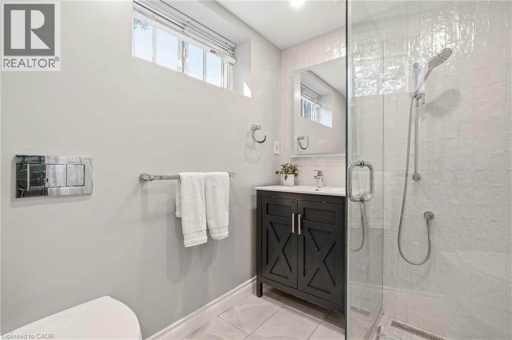 600 DEBORAH Crescent - 23