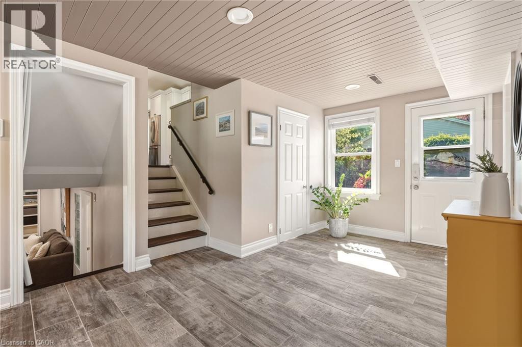 600 DEBORAH Crescent - 16