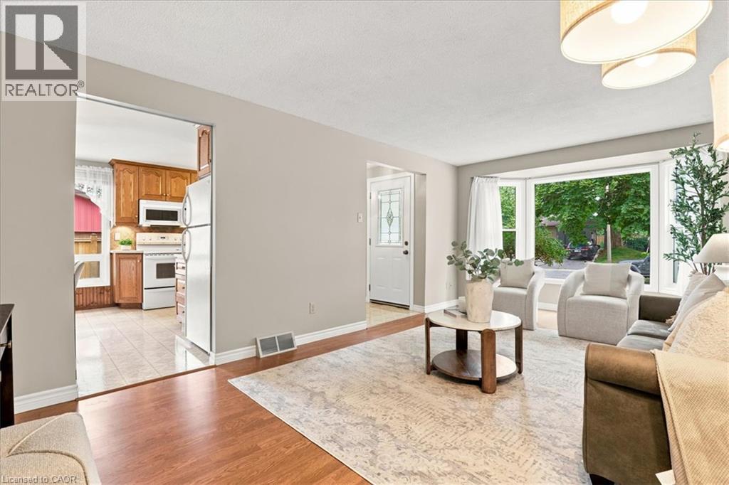 327 GRANGEWOOD Drive - 6