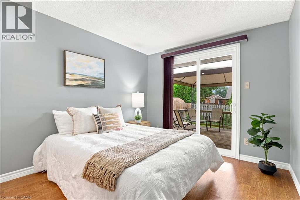 327 GRANGEWOOD Drive - Image 18