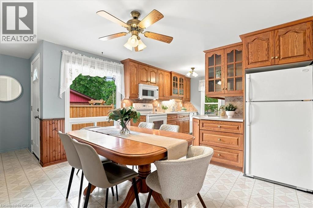 327 GRANGEWOOD Drive - 13