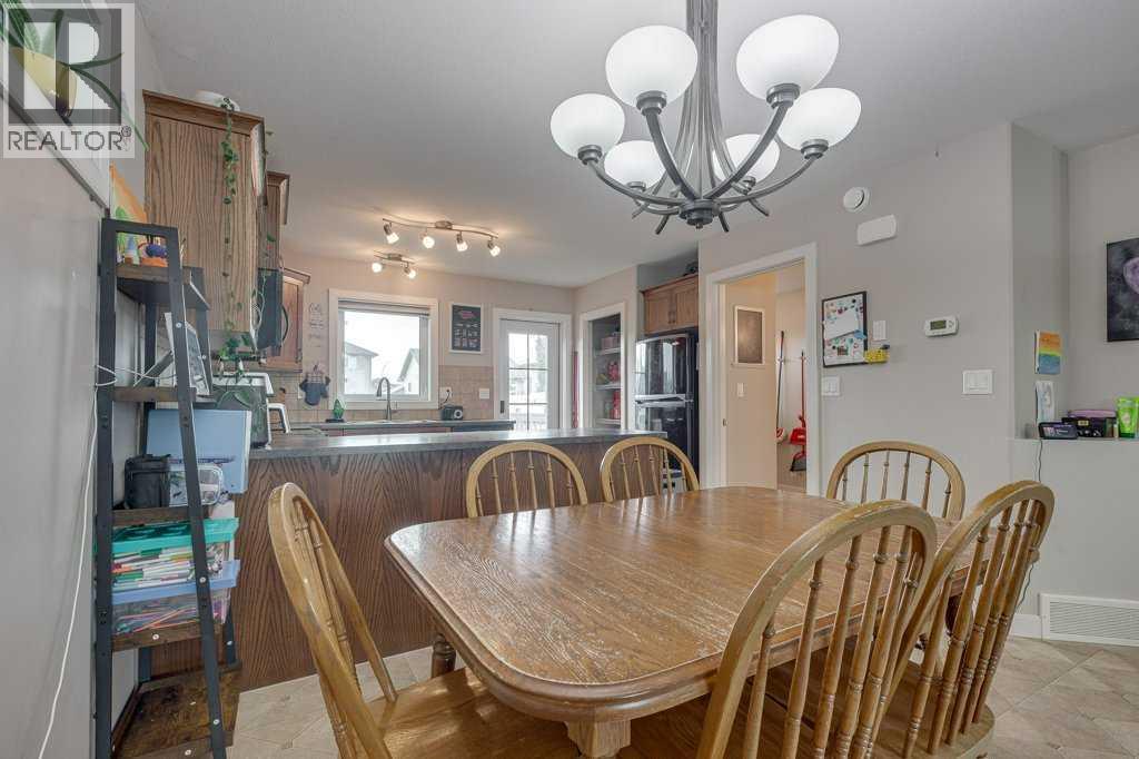 183 Kelloway Crescent - 12