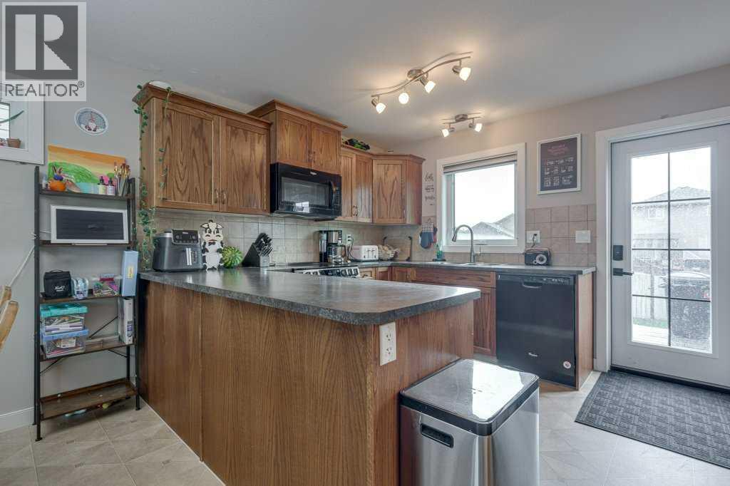 183 Kelloway Crescent - 14