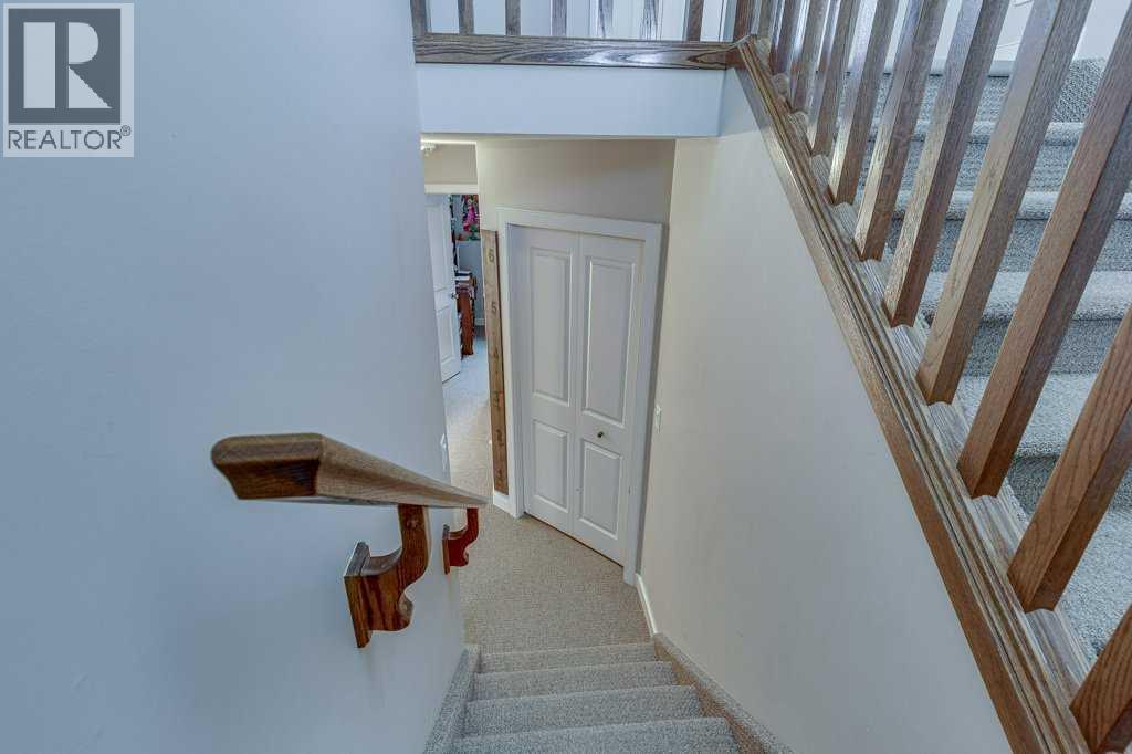 183 Kelloway Crescent - 22