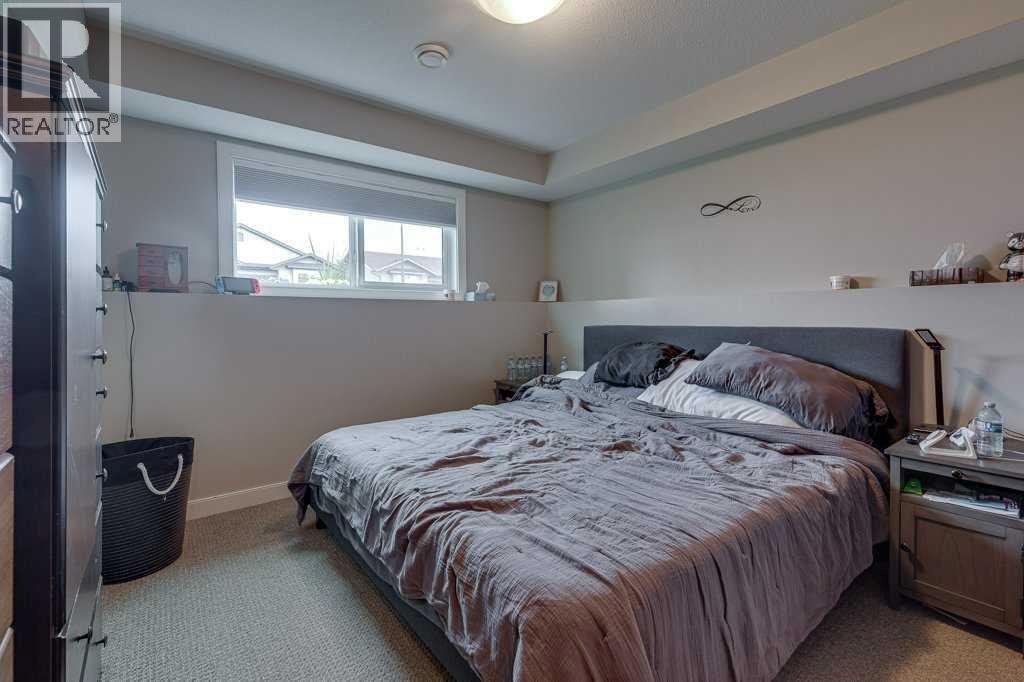 183 Kelloway Crescent - 23