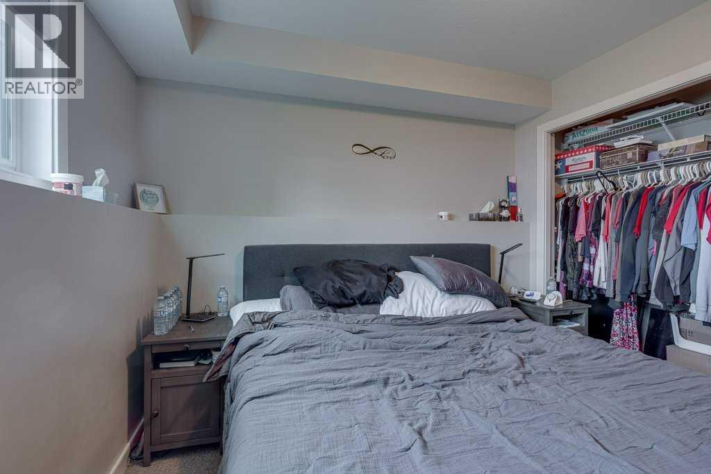 183 Kelloway Crescent - 25