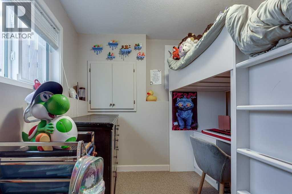 183 Kelloway Crescent - 28
