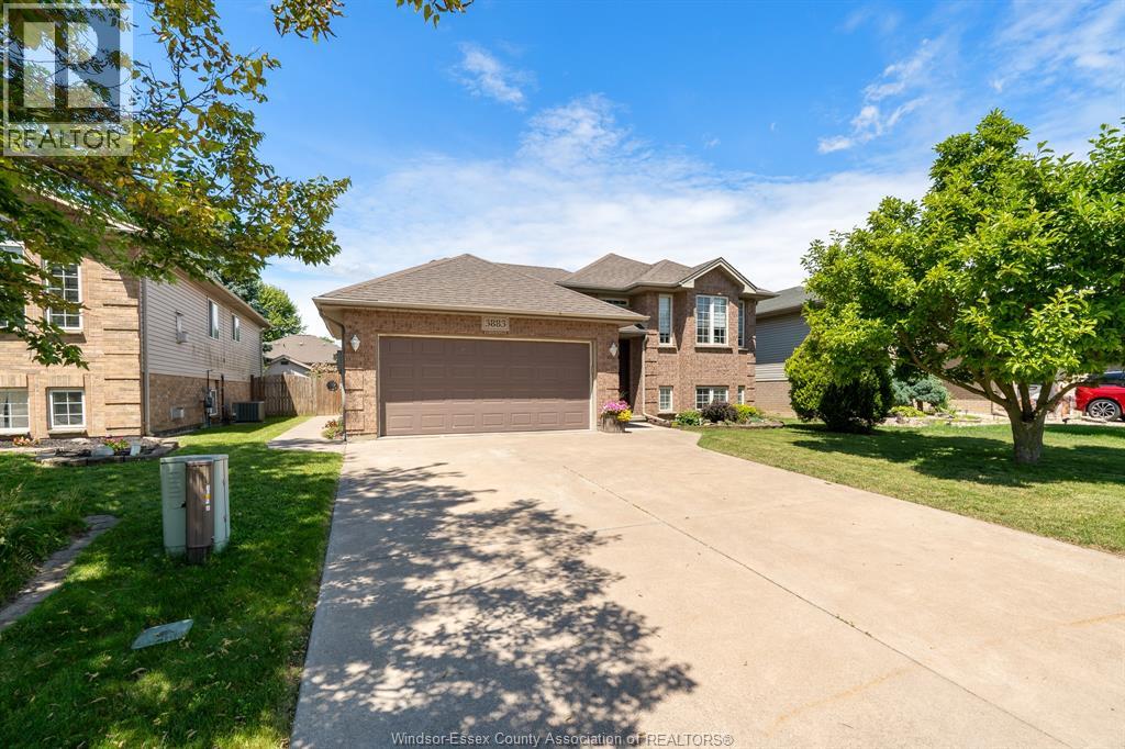 3883 Aristotle CRESCENT - 2