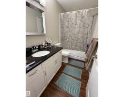 8025 15a Av Nw, Edmonton, AB T6K4E2 Photo 8