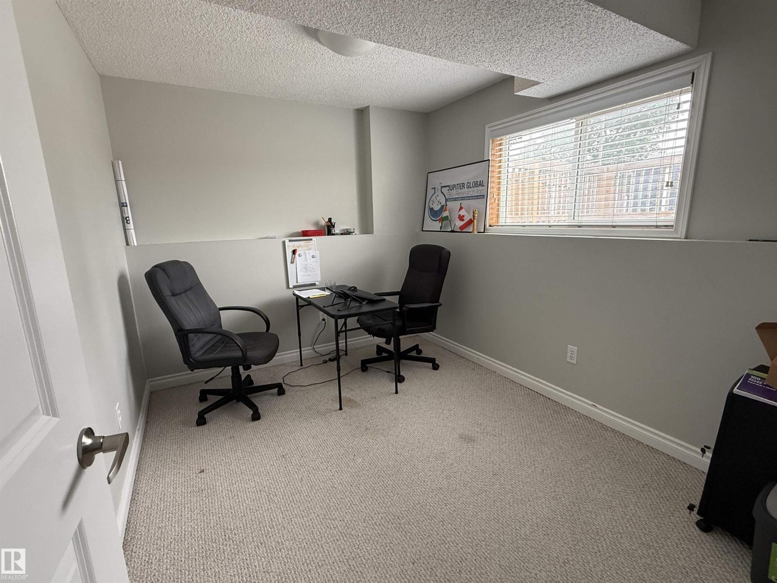 8025 15A AV NW - 9