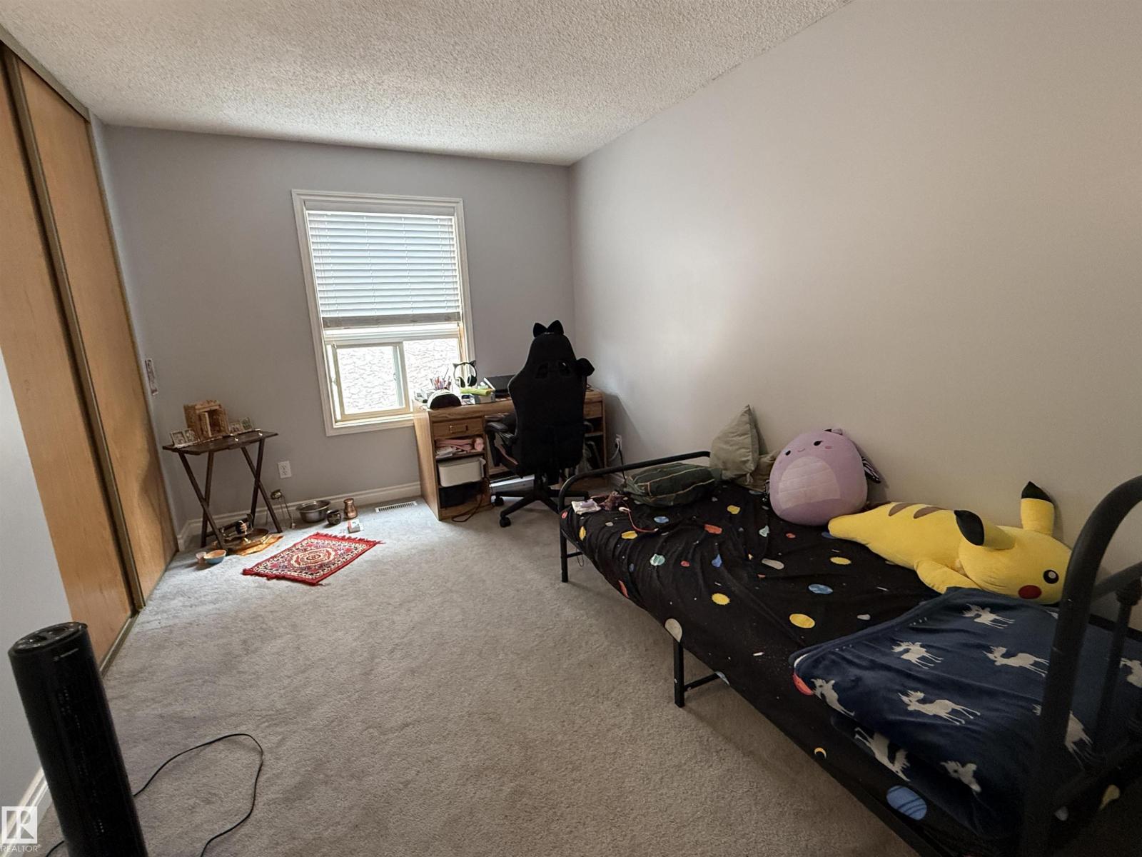 8025 15A AV NW - 7
