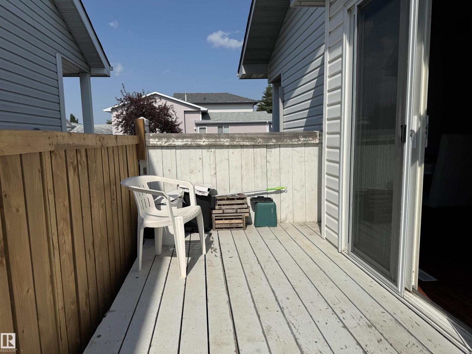 8025 15A AV NW - 13