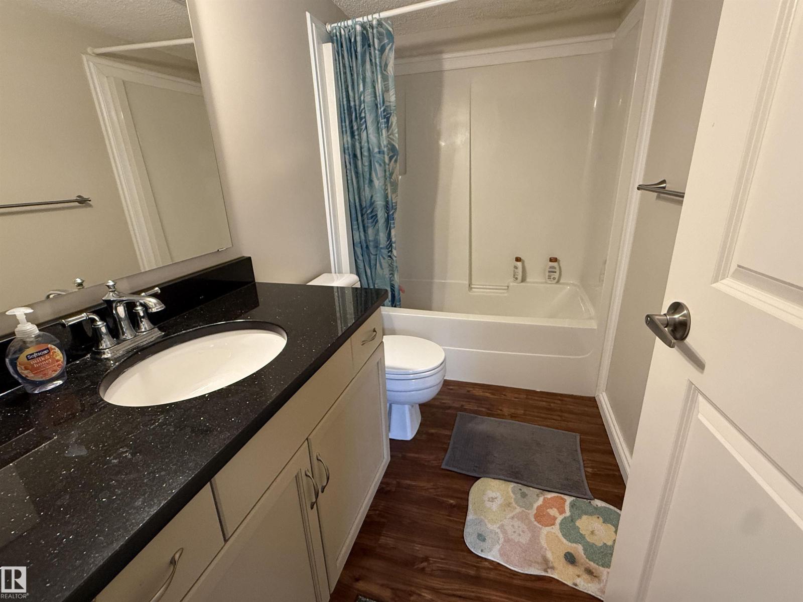 8025 15A AV NW - 11
