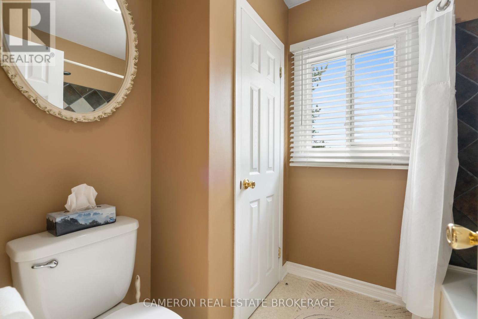 1495 SECOND STREET E - 16