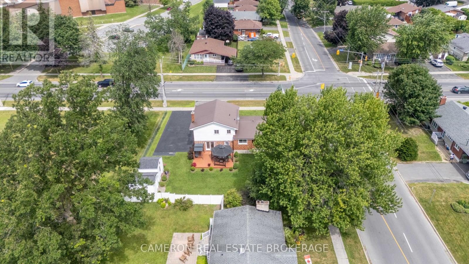1495 SECOND STREET E - 25