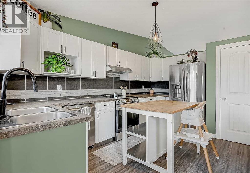 9329 69 Avenue - 3